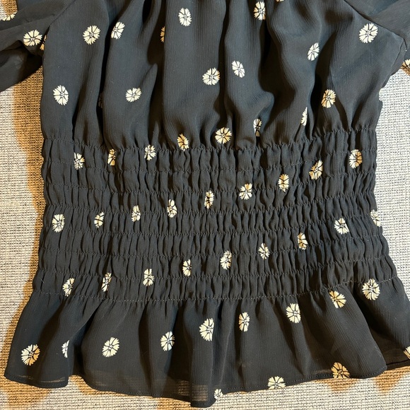NWT MADEWELL Georgette Boho
Square-Neck Smock-Waist Top in
Bloom Dot Size XS - Picture 12 of 12